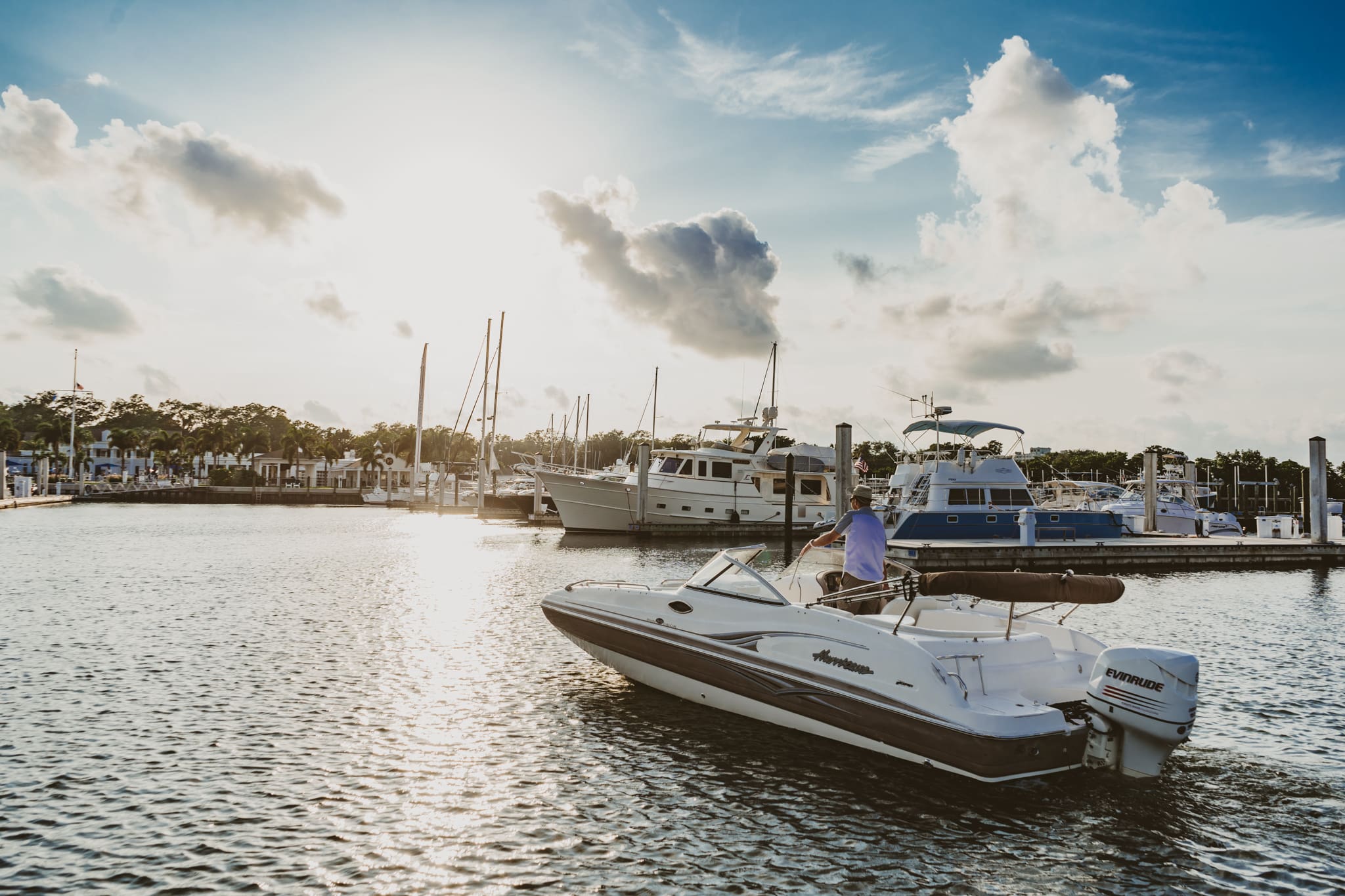 A picture of a boater enjoying a sunny day out on Tampa Bay.